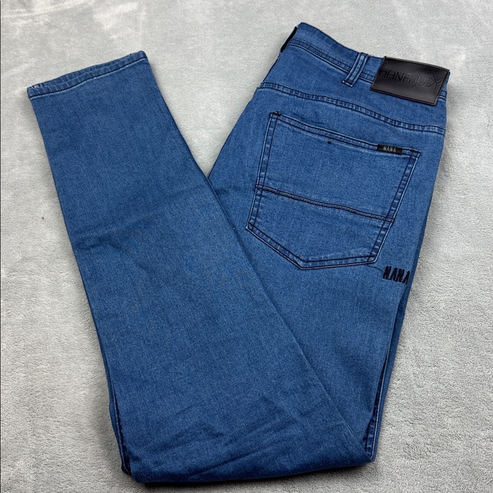 nANA judy Men’s “The Signature” Jeans 32